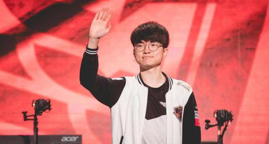 但赛场上的 但赛场上的